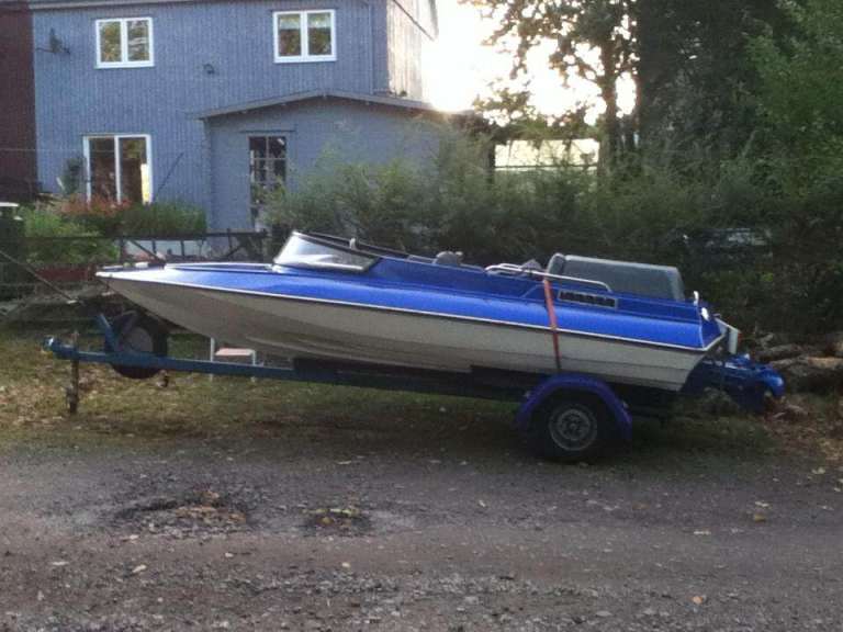 simms super v jet boat