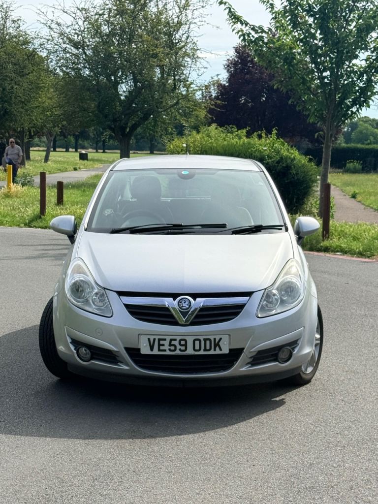 2010 Vauxhall Corsa Design Automatic 1.4L Petrol 51K Miles Full Service History 1YR MOT ONLY 1 OWNER