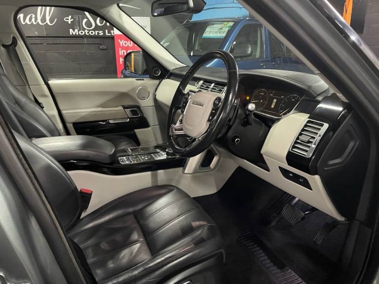 2015 Land Rover Range Rover 3.0 TD V6 Vogue SUV 5dr Diesel Auto 4WD Euro 5 (s/s) (258 ps) ESTATE ...