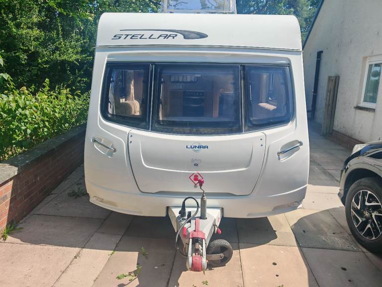 Lunar Stellar 2 berth Caravan 2011