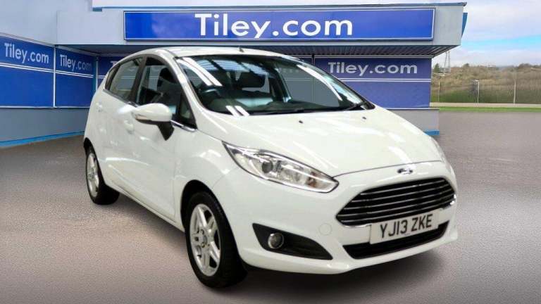 2013 Ford Fiesta 1.6 Zetec 5dr Powershift HATCHBACK PETROL Automatic
