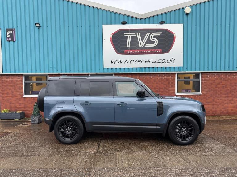 2020 Land Rover Defender 110 3.0 D300 MHEV SE Hard Top SUV Auto 4WD MWB Euro 6 (s/s) 5dr PANEL VA...