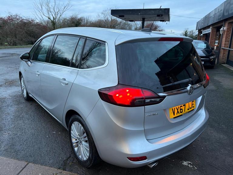 2017 Vauxhall Zafira 2.0 CDTi Tech Line Nav 5dr MPV DIESEL Manual