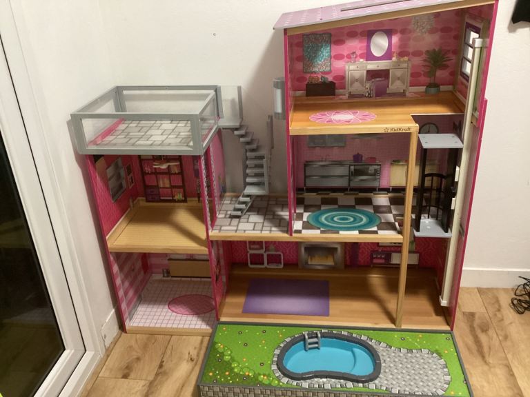 KidKraft Barbie Dream House