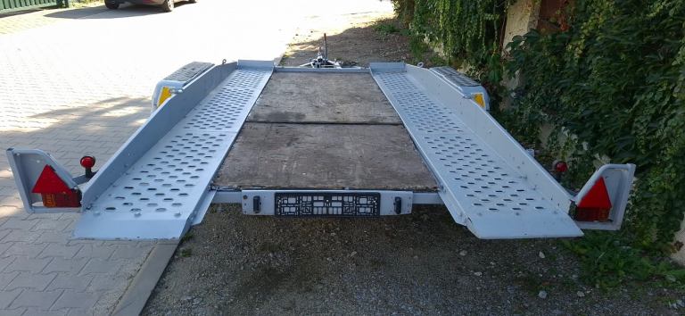 Car trailer 