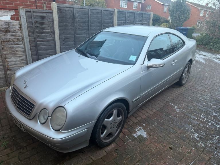 Mercedes-Benz, CLK, Coupe, 2002, Semi-Auto, 3199 (cc), 2 doors