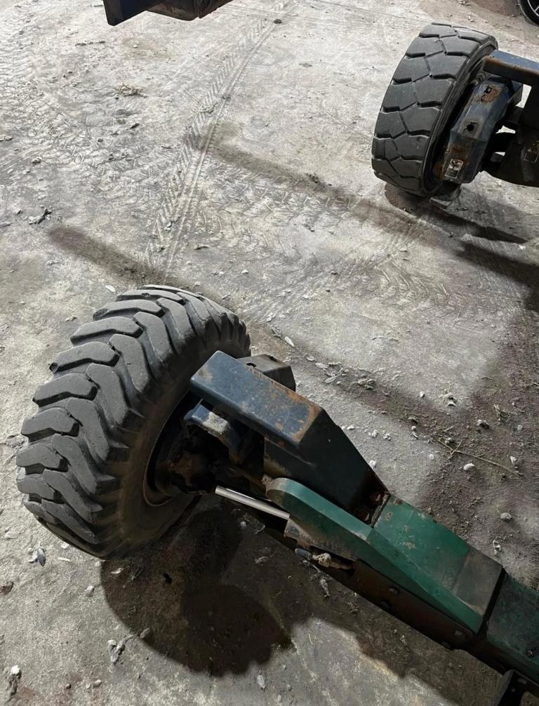 2015 MOFFETT M4 25.4 CRAB STEER