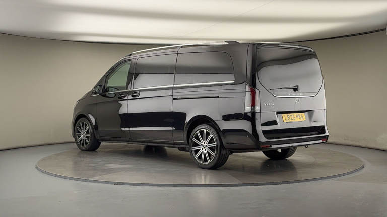 2025 Mercedes-Benz V-Class 2.0 V220d Premium MPV 5dr Diesel G-Tronic+ Euro 6 (s/s) (8 Seat, Extra...