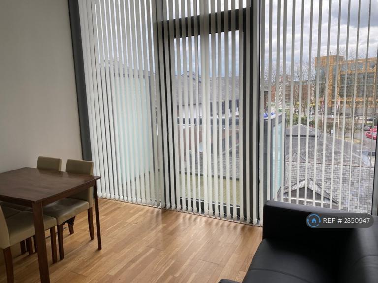 1 bedroom flat in Abito, Salford, M50 (1 bed) (#2850947)