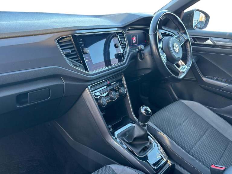 2019 Volkswagen T-Roc 2.0 TDI R-Line 5dr Hatchback DIESEL Manual