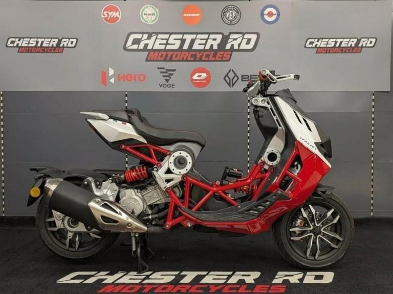 ItalJet Dragster 125cc Naked Sports Automatic Scooter Was £4999 Now £3499