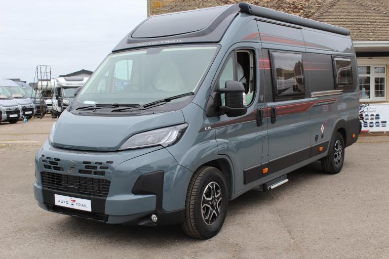 Auto-Trail V-Line 635 SE  DIESEL AUTOMATIC 2026