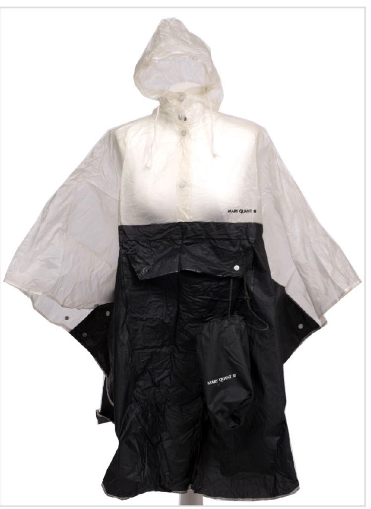  MARY QUANT PVC RAIN PONCHO