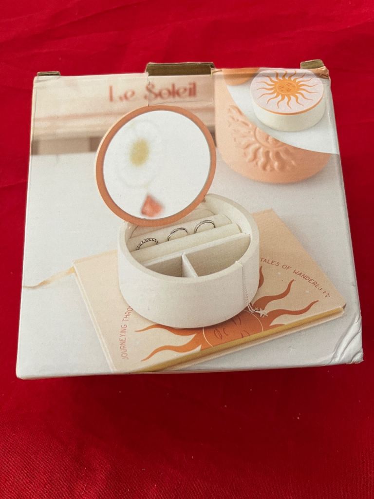 New Le Soleil Jewellery Box with Mirror 