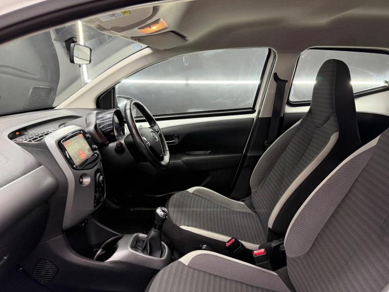 2018 Toyota AYGO 1.0 VVT-i X-Play 5dr HATCHBACK PETROL Manual