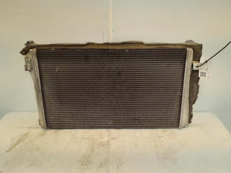 Aston Martin Db9 Radiator 2004-2018 5.9l Am11 Cd338w000bb