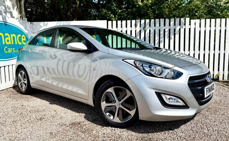CAN'T GET CREDIT? CALL US! Hyundai i30 1.6 SE, 2016, Automatic - £199 DEPOSIT, £66 PER WEEK