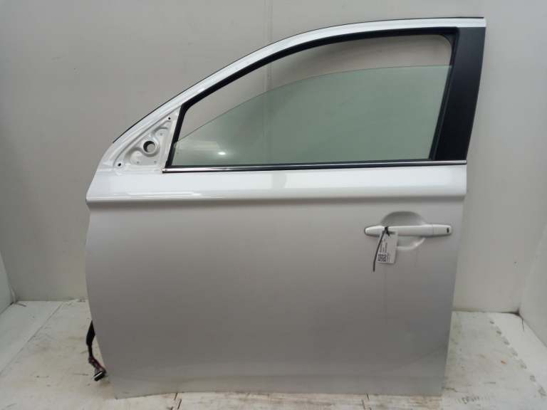 Mitsubishi Outlander Left Front Door N/S 2013-2021 W13a 5 Door Estate