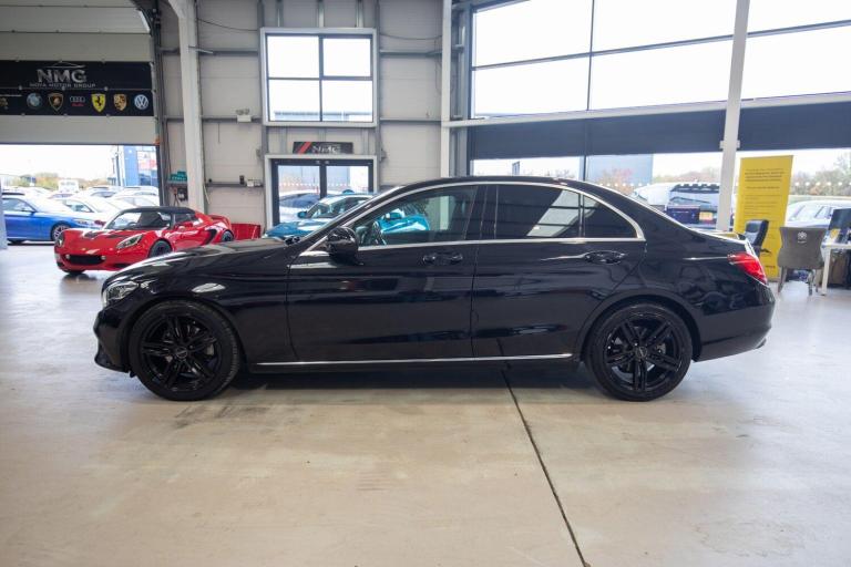  Mercedes-Benz C Class 2.0 C220d Sport Saloon 4dr Diesel G-Tronic+ Euro 6 (s/s) (194 ps) **Heated...