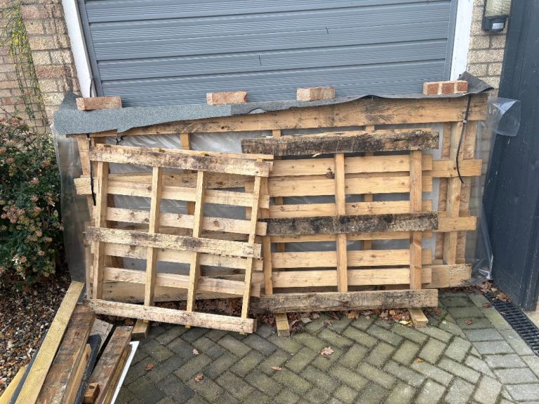 Pallets free to a good home 