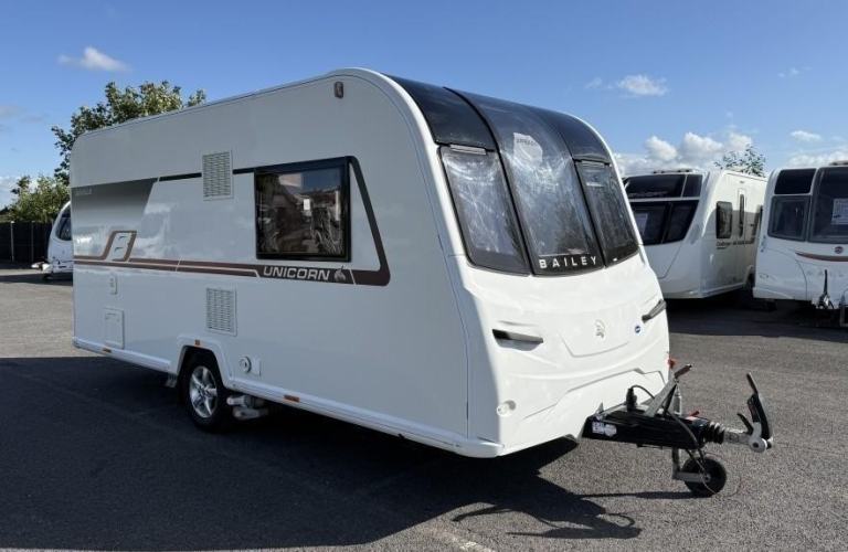 2018 BAILEY UNICORN SEVILLE 2 BERTH TOURING CARAVAN