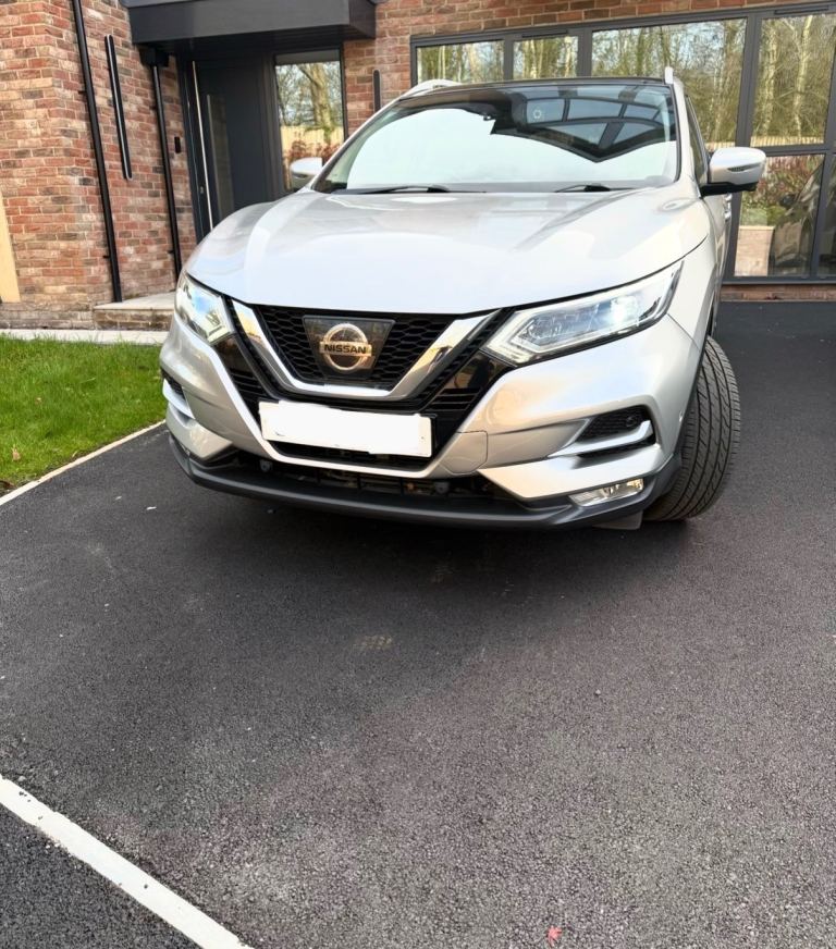 2017 Nissan Qashqai Tekna Auto - Beautiful Low Mileage