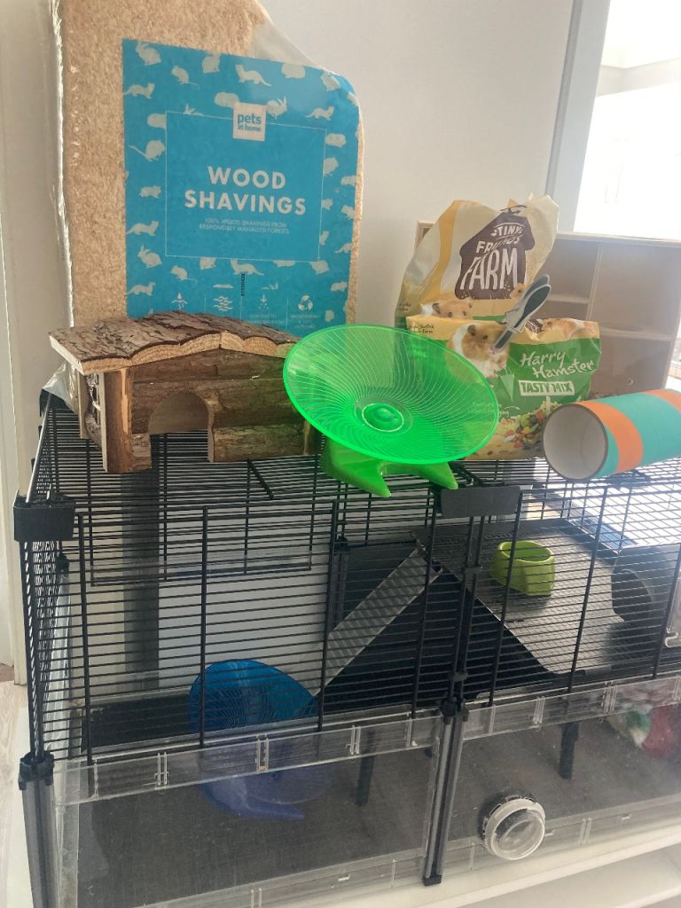 Hamster cage & accessories 