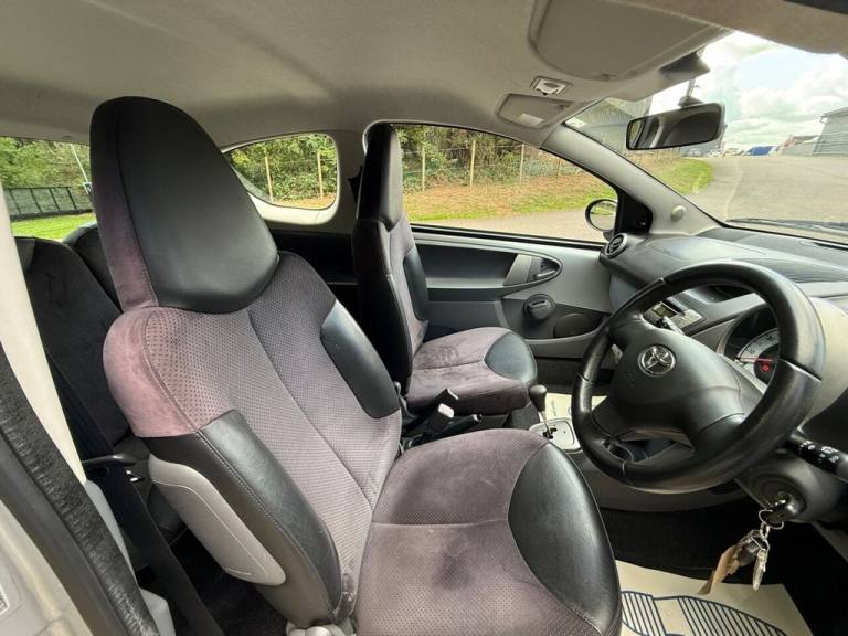 2008 Toyota AYGO 1.0 VVT-i Platinum Hatchback 3dr Petrol MultiMode Euro 4 (AC) (67 bhp) Hatchback...