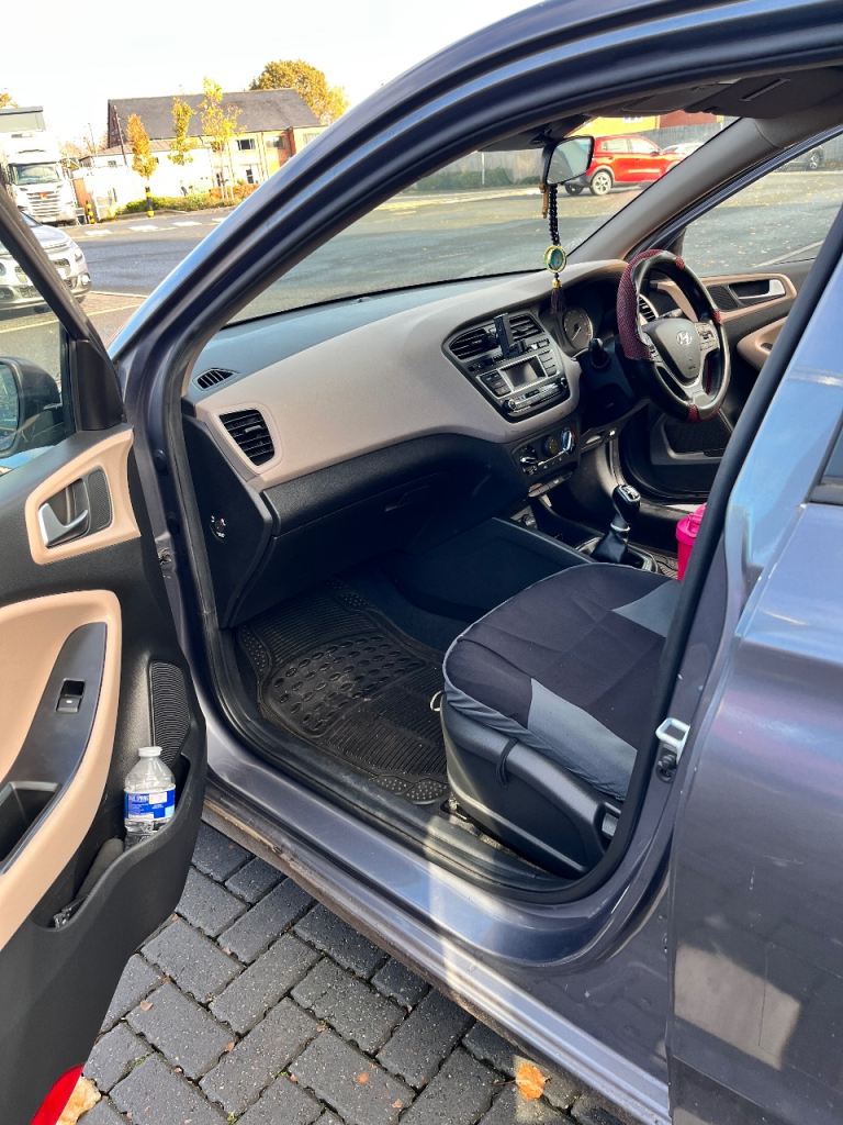 Hyundai, I20, Hatchback, 2016, Manual, 1368 (cc), 5 doors