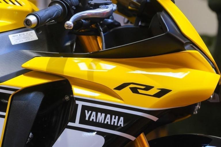 Yamaha R1 60th Anniversary