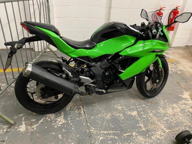 Kawasaki, Ninja 250, 2017, 249 (cc)
