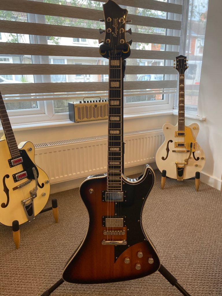 Hagstrom Fantomen Electric Guitar - Mint condition with gig bag