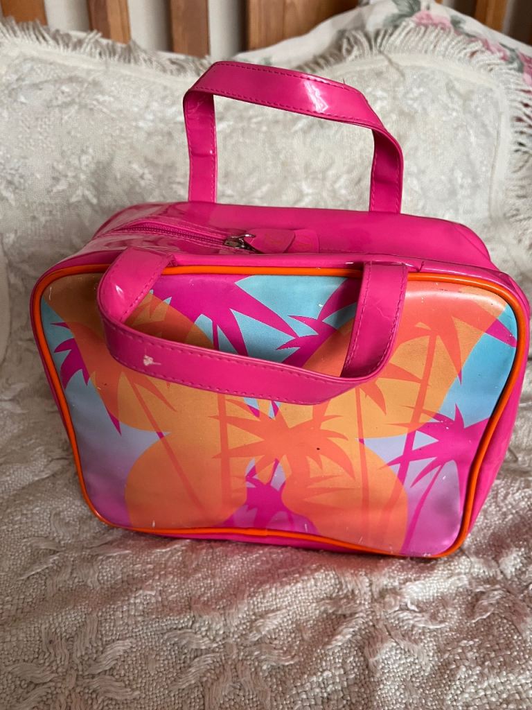 Makeup bag