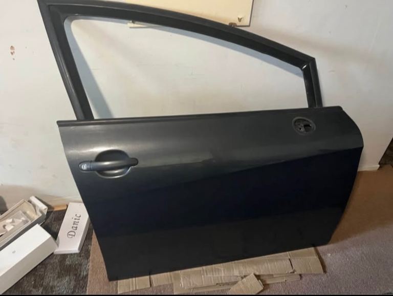 SEAT Leon FR Mk2 Driver Side Front Door (Dark Grey) 2005-2012