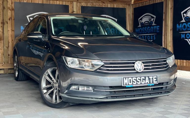 2015 Volkswagen Passat 2.0 TDI GT 4dr DSG SALOON DIESEL Automatic