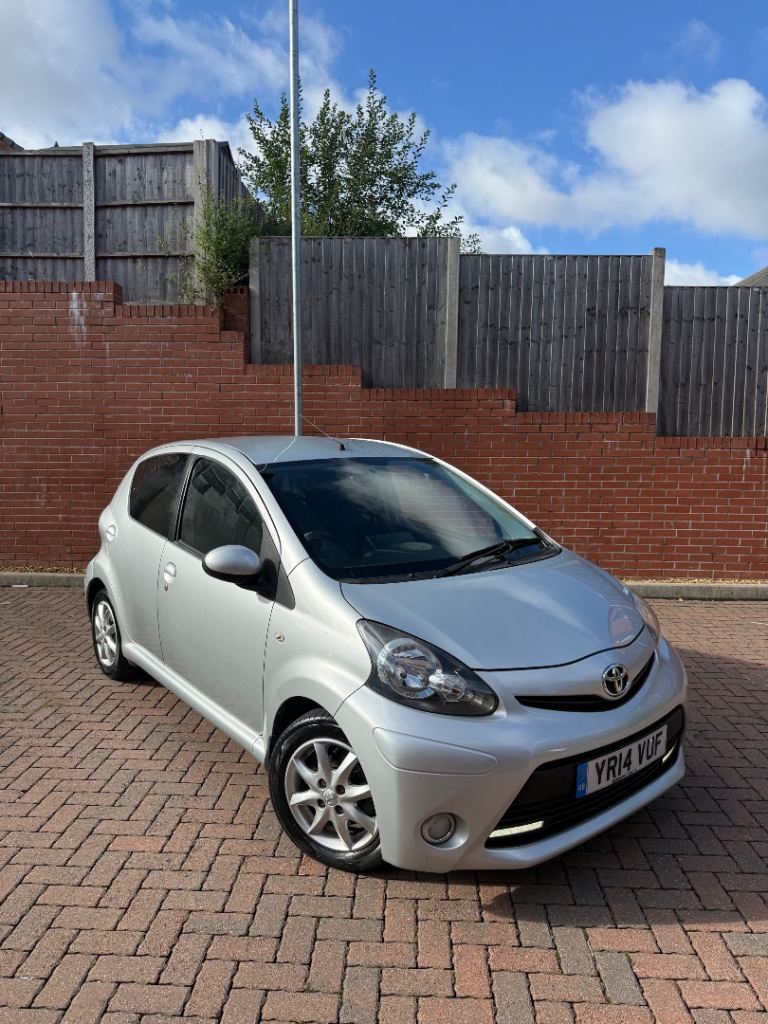 Toyota, AYGO, Hatchback, 2014, Semi-Auto, 998 (cc), 5 doors