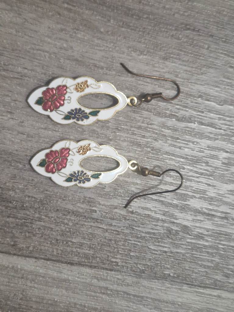 Enamel earrings 