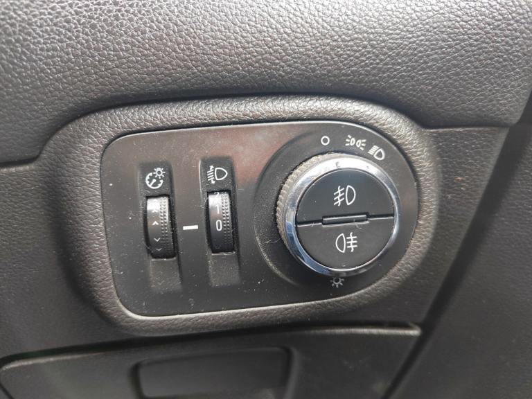 2015 Vauxhall Zafira 1.4T Exclusiv 5dr MPV Petrol Manual