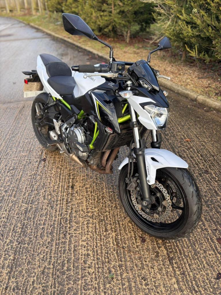 2017 17 KAWASAKI Z650 Z - ER 650 HHF- ER650 Z NAKED ROADSTER ER6 WHITE