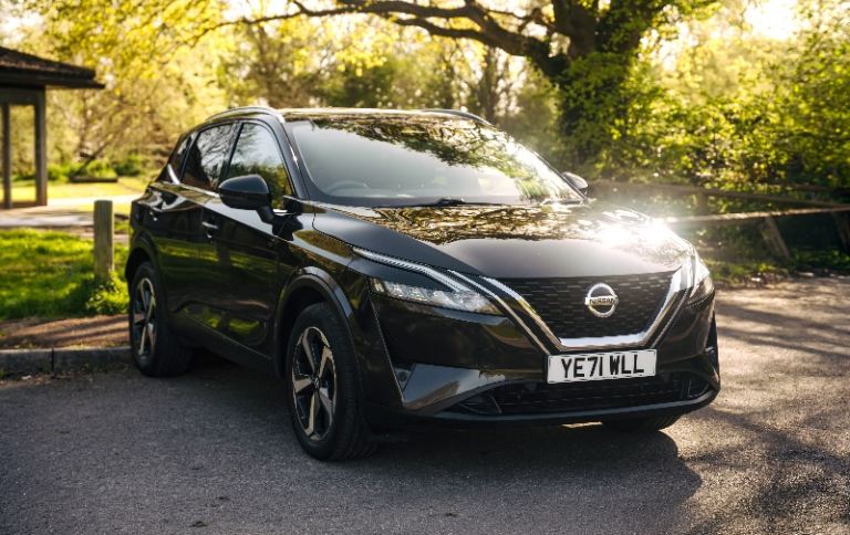 2021 Nissan qashqai n-connecta (automatic, pano roof, latest version)