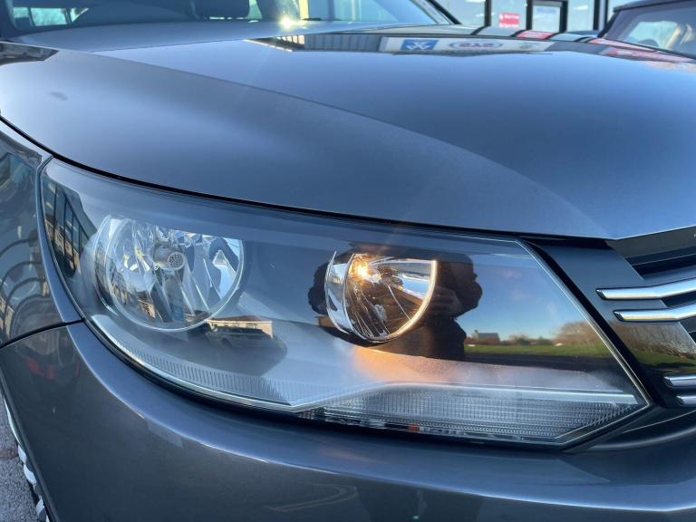 2016 Volkswagen Tiguan 2.0 TDI BlueMotion Tech Match Edition DSG 4WD Euro 6 (s/s) 5dr ESTATE Dies...