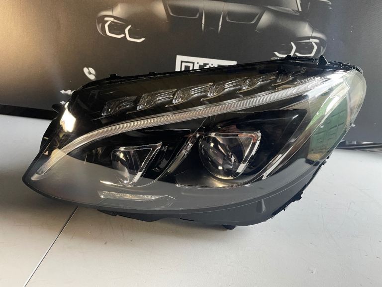 MERCEDES C CLASS W205 LED INTELLIGENT LIGHT SYSTEM PASSENGER SIDE HEADLIGHT 2014-2018