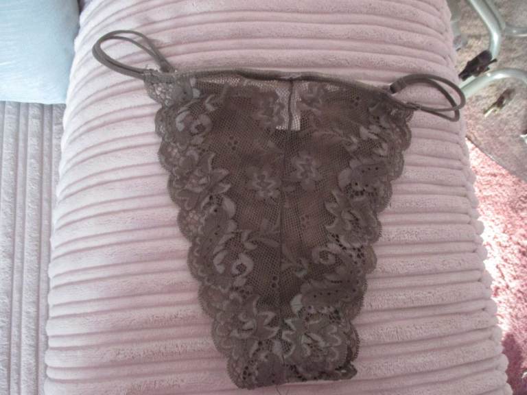 KHAKI KNICKERS - PRIMARK - NEW WITHOUT TAGS