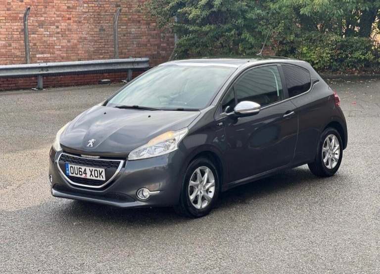 2014 Peugeot 208 1.2 VTi Style 3dr HATCHBACK PETROL Manual