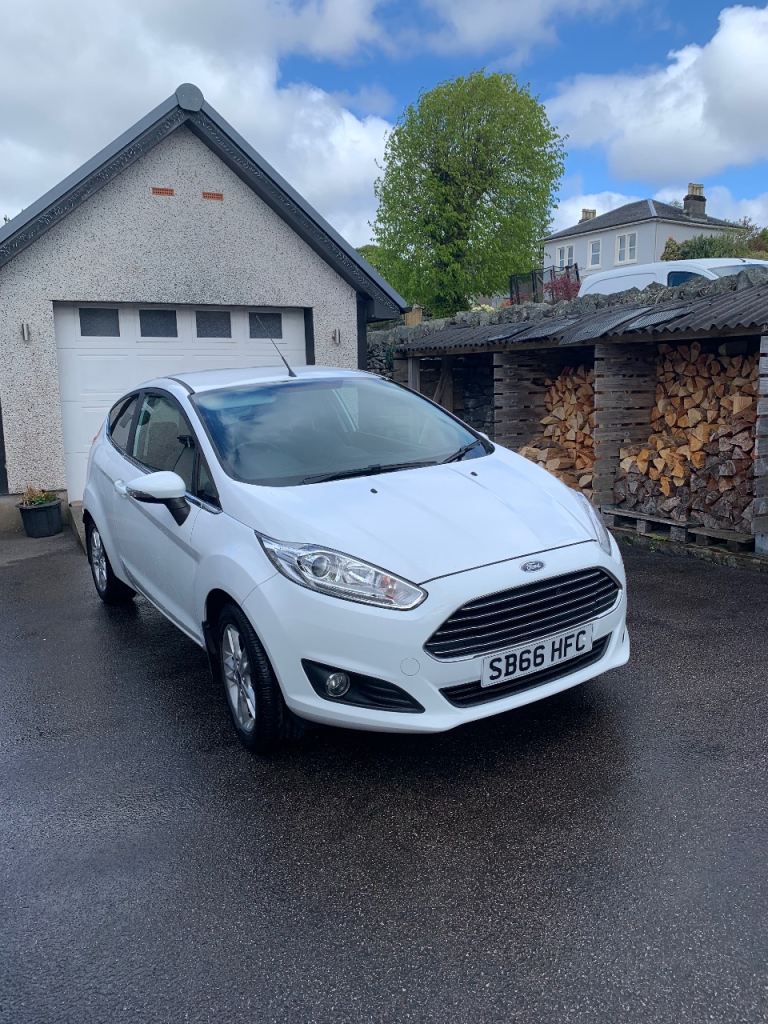 Ford, FIESTA, Hatchback, 2016, Manual, 1241 (cc), 3 doors