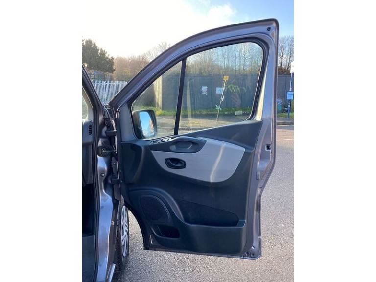 2017 Renault Trafic SL27 ENERGY dCi 125 Business+ Van PANEL VAN DIESEL Manual