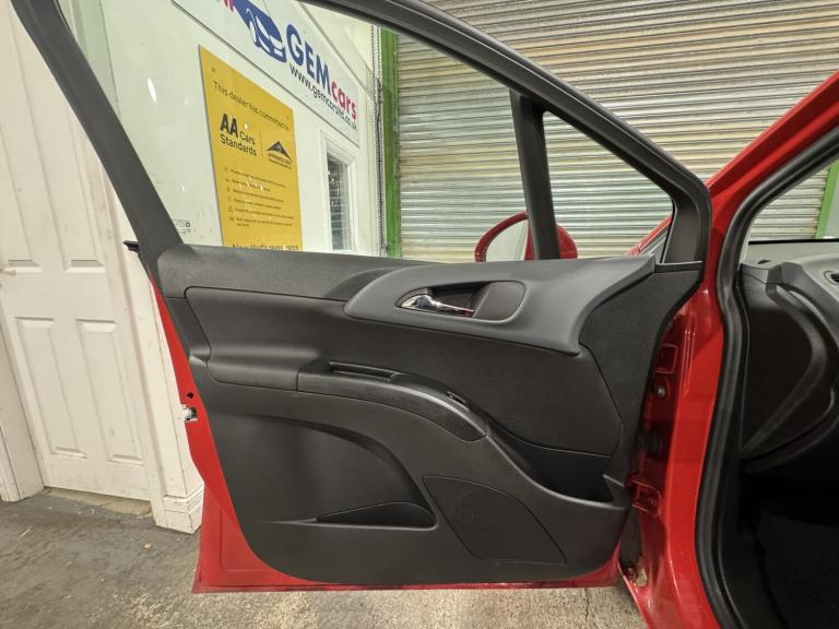 VAUXHALL MERIVA 1.4 i Tech Line 2014