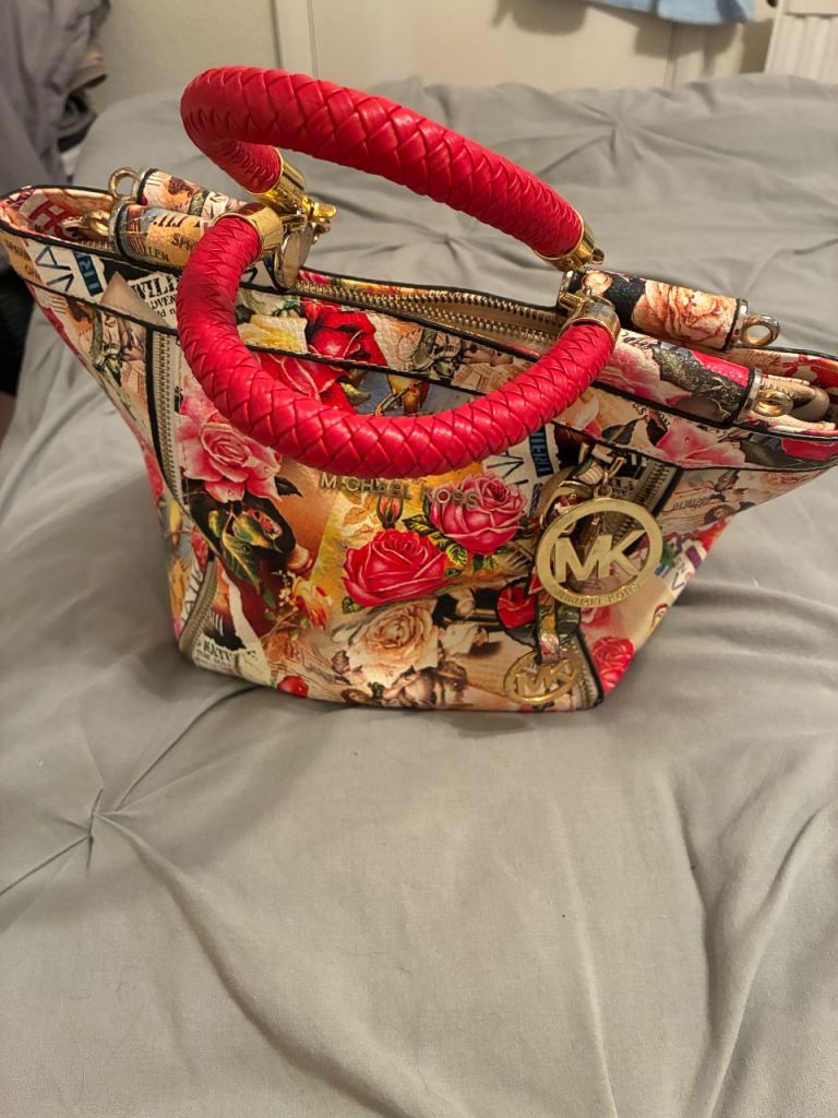 Stylish Floral Handbag with Red Handles – Good Condition