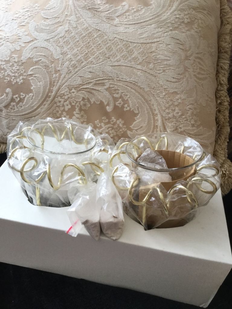 Hurricane lamps New boxed x 2