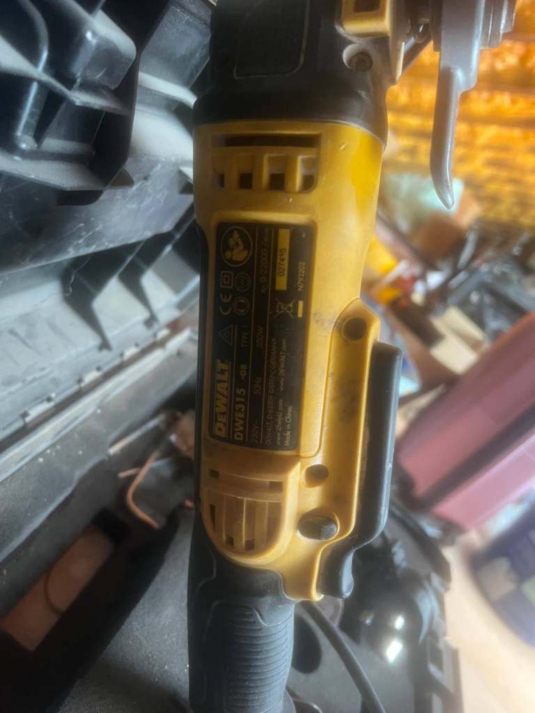 DeWalt DWE315 Oscillating Multi-Tool – 300W – Variable Speed – With Case